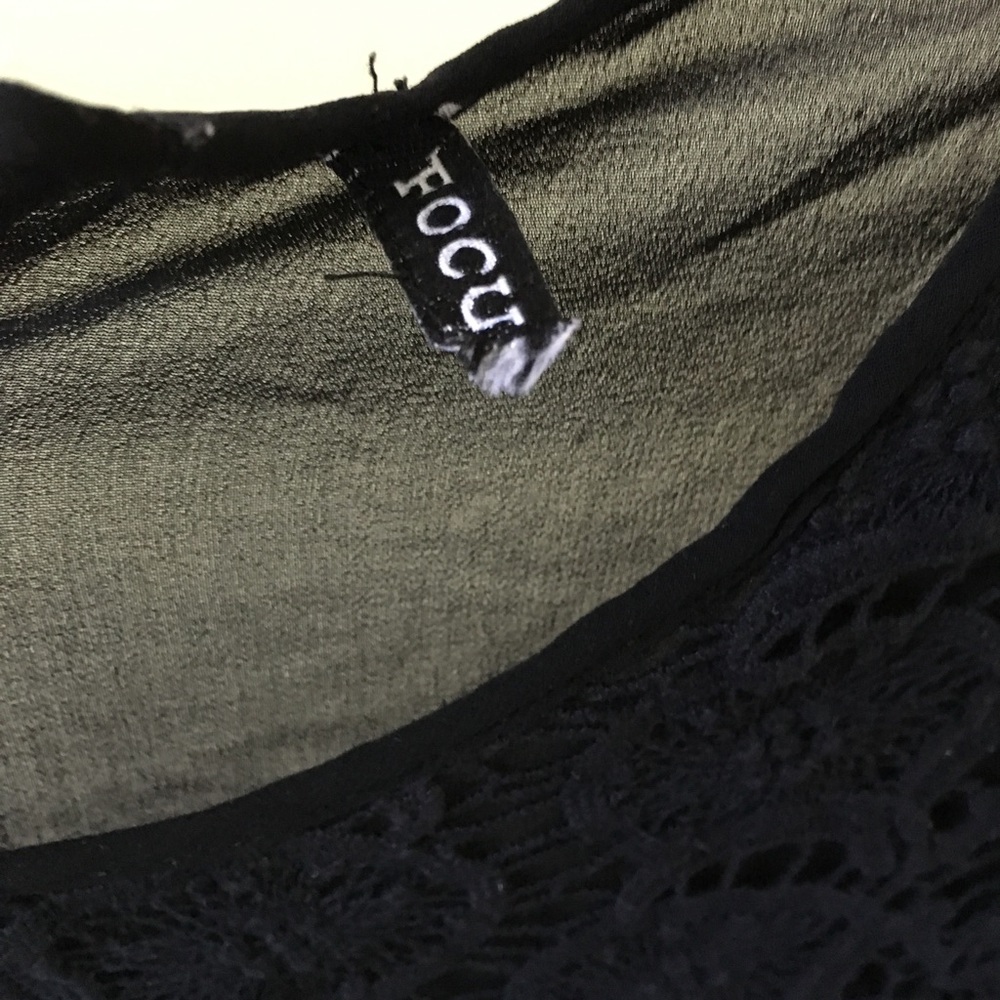 Black tee - Picture 3 of 4